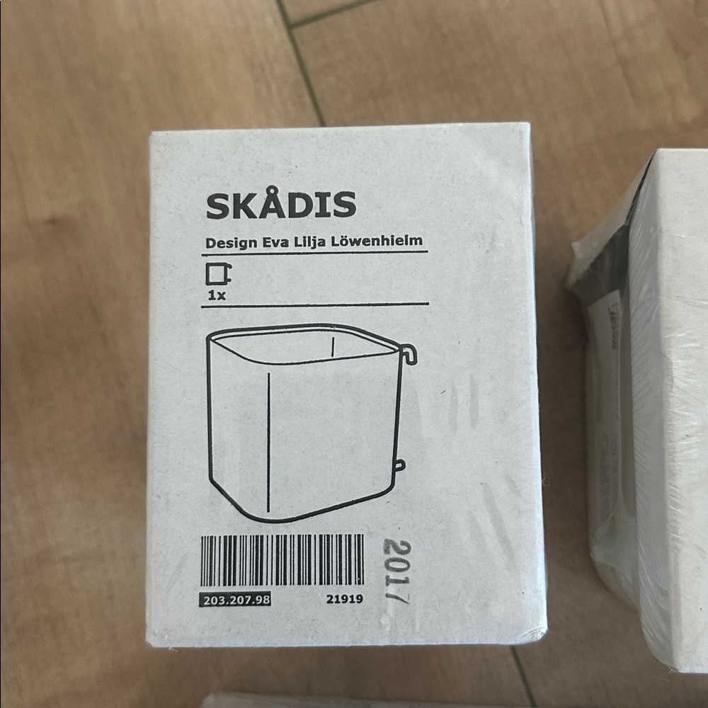 NEW IKEA Skadis White Containers (3) 203.207.98 & White Tray 003.207.99 Pegboard - Picture 3 of 9